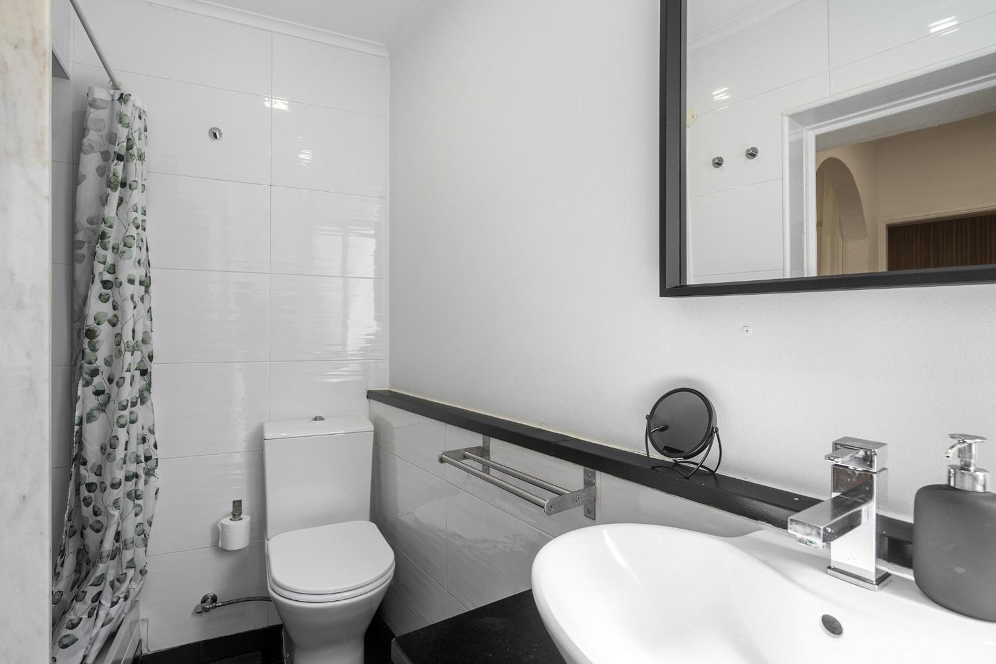 Whome Stylish Family Residence In The Heart Of Chiado Lisboa 外观 照片